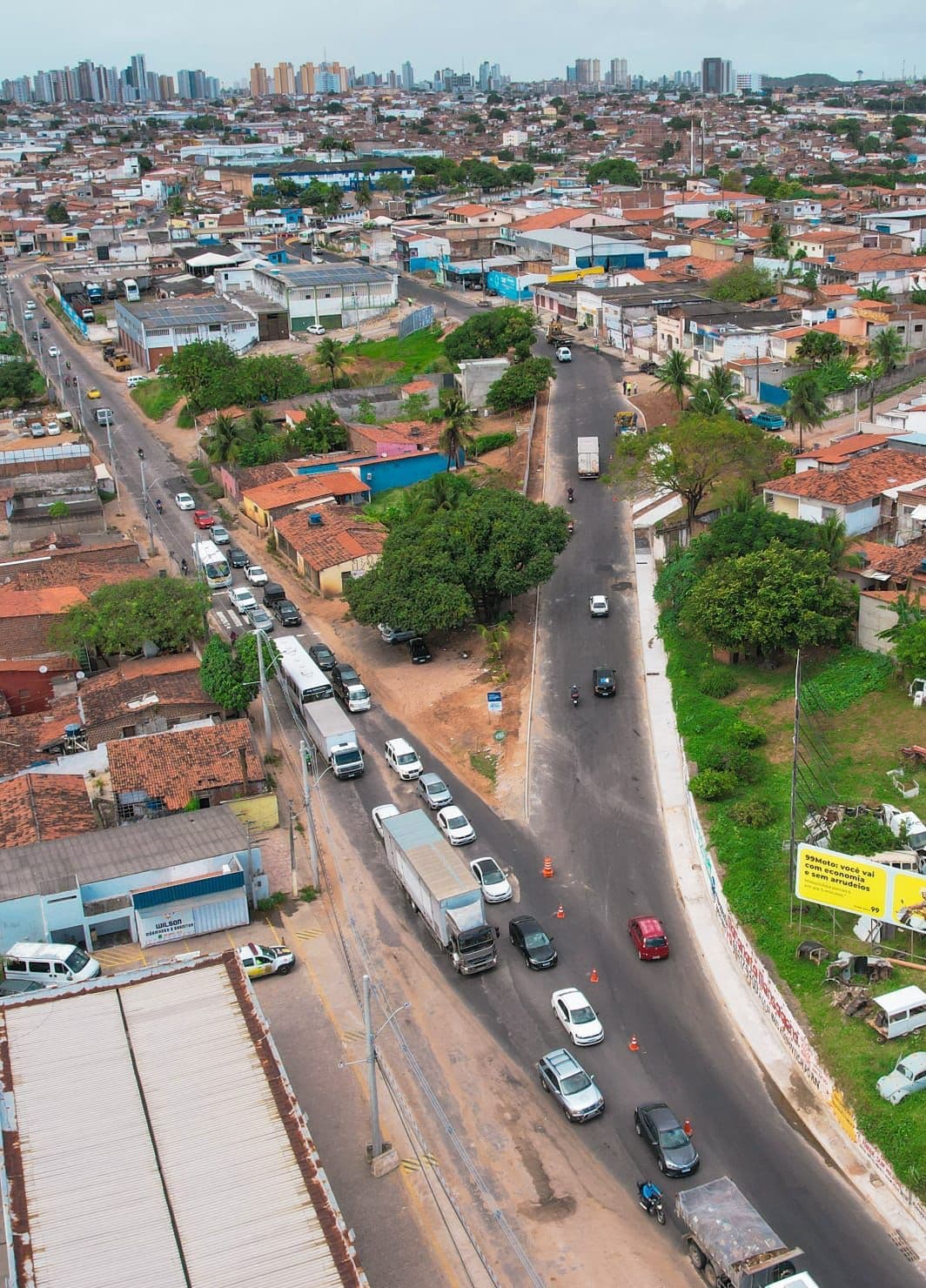 Trânsito na avenida Felizardo Moura será interditado neste domingo (30)