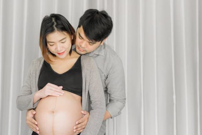 Cidade japonesa recomenda que mulheres grávidas não irritem os homens e os agradeçam por ajudar em casa