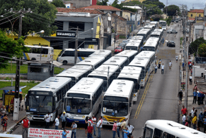 Greves e paralisações afetam serviços básicos durante a semana em Natal