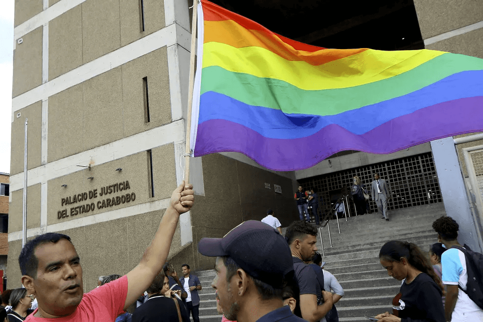 Homofobia? Ditadura da Venezuela prendeu 33 homens porque estavam em sauna gay; agora, procurador diz que caso pode ser arquivado