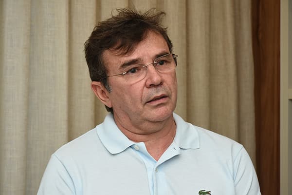 RN realizou cinco transplantes de coração em menos de um ano; médico defende sistema