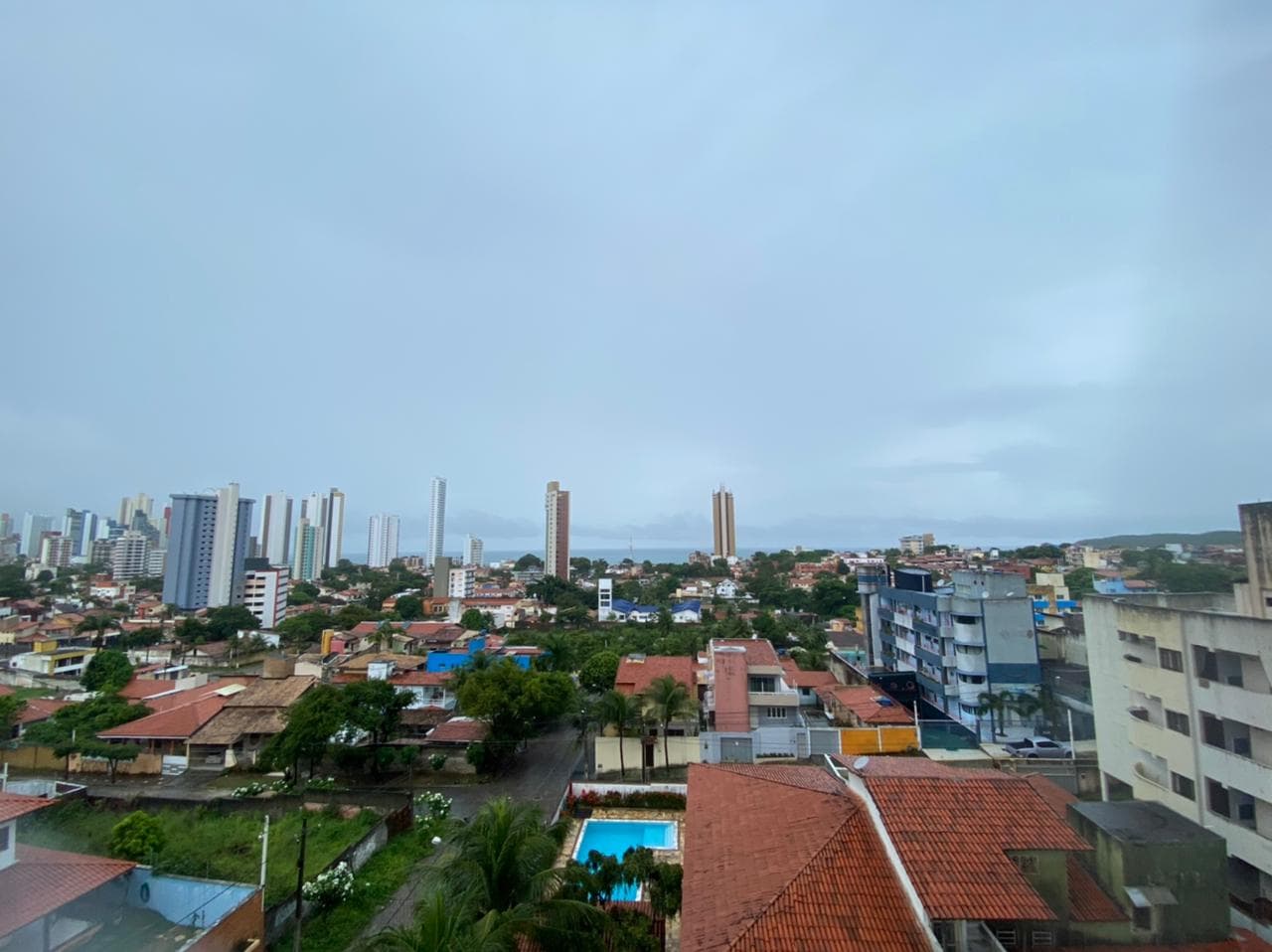 RN terá fim de semana parcialmente nublado e com chuvas isoladas; confira