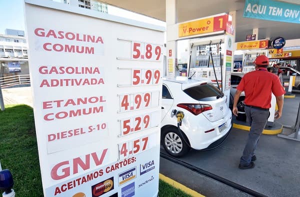 Refinaria Clara Camarão no RN tem a gasolina mais cara do País