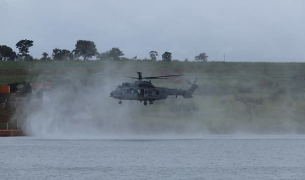 Potiguar ferido em queda de helicóptero da Marinha permanece hospitalizado