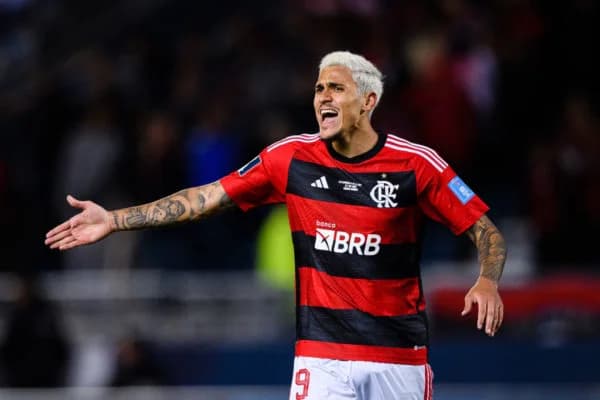 Pedro é multado e não disputará partida do Flamengo na Libertadores
