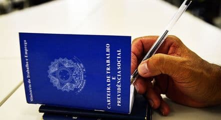 Estudo da FGV diz que a cada 10% de desoneração da folha há aumento de 3,4% nos empregos
