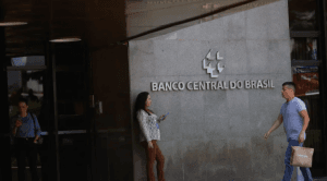 Copom inicia hoje reunião e expectativa do mercado é de corte da Selic