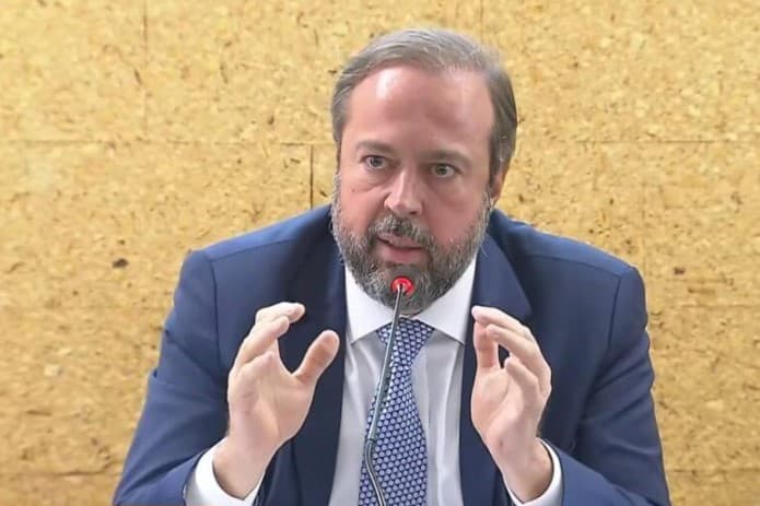 Apagão foi causado por um ‘evento' no Ceará e outro em local não detectado, diz ministro de Minas e Energia