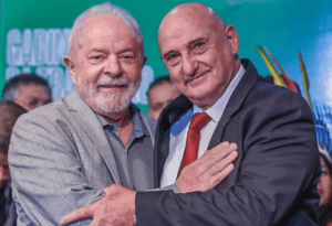 Gonçalves Dias avisou Abin sobre invasões 2 dias antes e depois sumiu