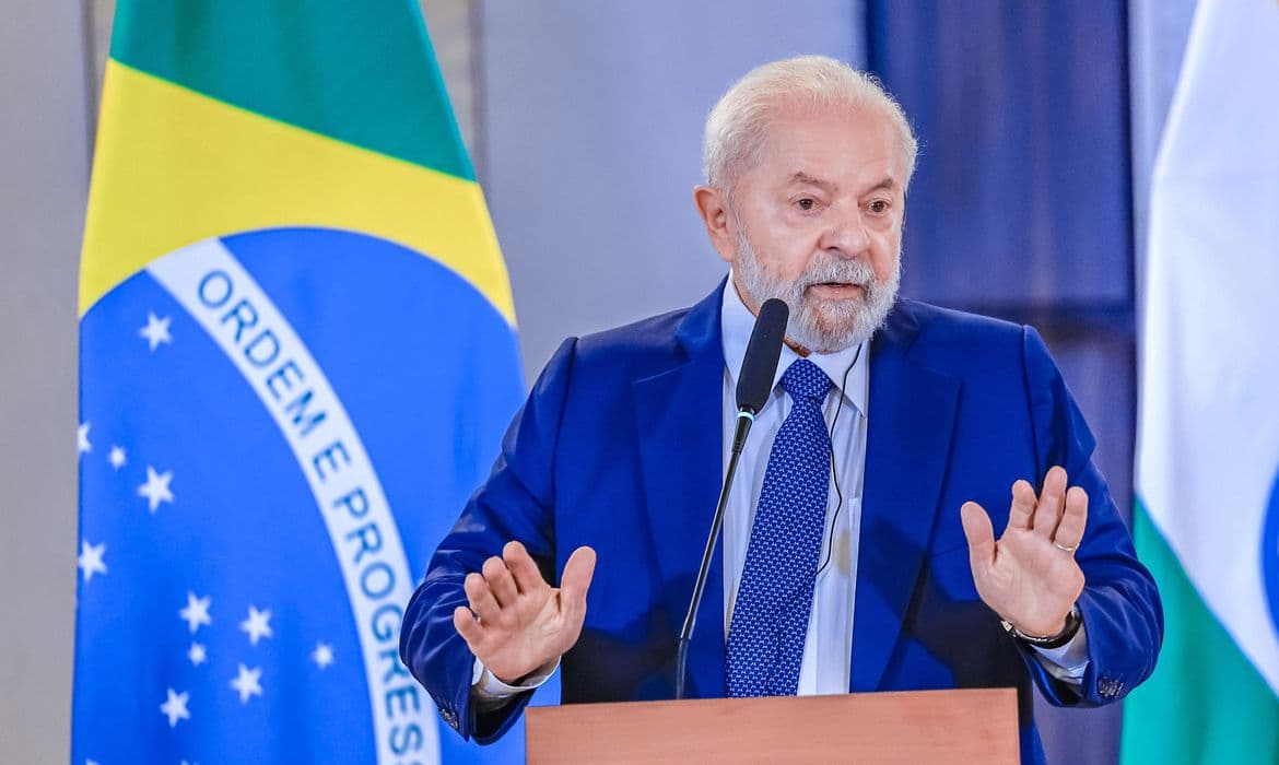 Lula cria 38º ministério e abrigará Márcio França; pasta é voltada a micro e pequenas empresas
