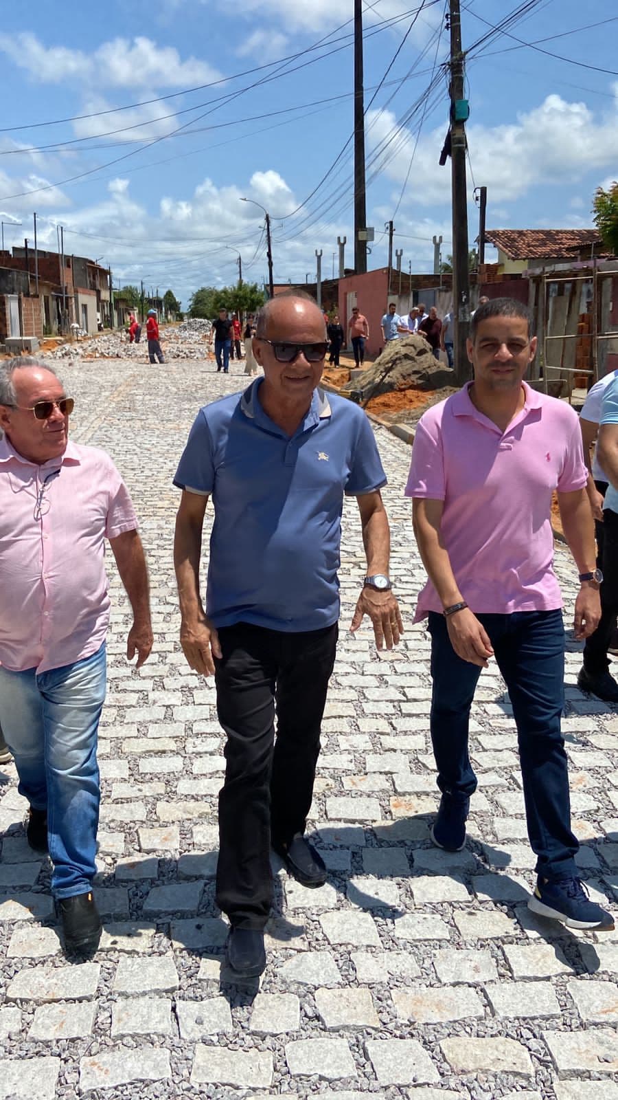 Wolney França e Prefeito Taveira visitam andamento de obras importantes em Parnamirim