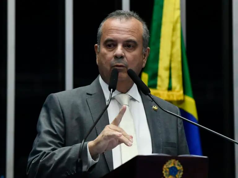 Rogério Marinho aciona TCU para derrubar sigilo sobre gastos de Lula no cartão corporativo