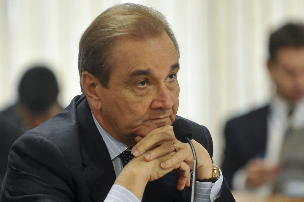 TRF5 mantém absolvição do ex-senador José Agripino Maia da acusação de nomeação de funcionário fantasma