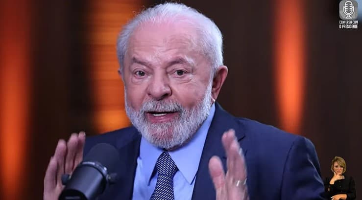 Técnicos do TCU veem “promoção pessoal” de Lula em lives semanais em canais do governo
