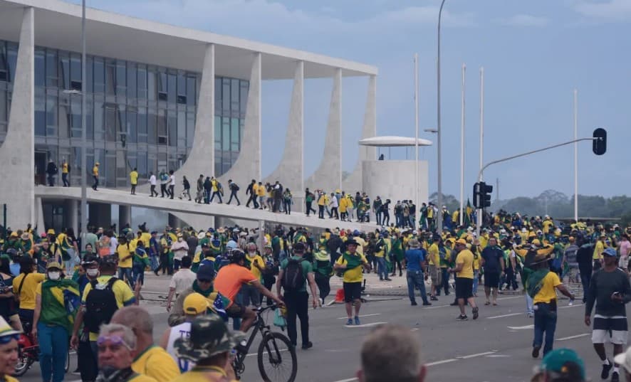 PGR fecha dez primeiros acordos com réus do 8 de janeiro; mecanismo permite que acusados se livrem de julgamento