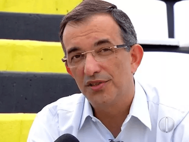 Ex-prefeito de Serrinha Fabiano de Souza tem contas reprovadas pela Câmara Municipal
