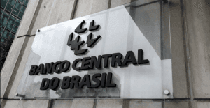 Banco Central deve baixar juros hoje para o menor nível em 16 meses