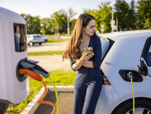 Por que montadoras querem que governo cobre imposto sobre carros elétricos