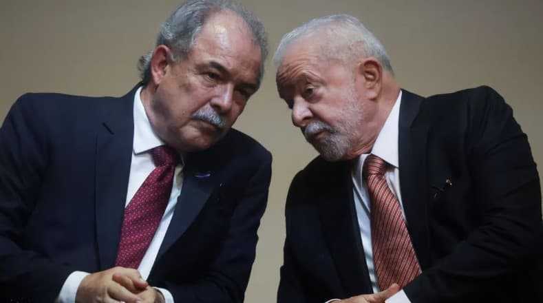 Governo Lula mira desenvolver indústria bélica do país e vai usar dinheiro do BNDES em seu plano