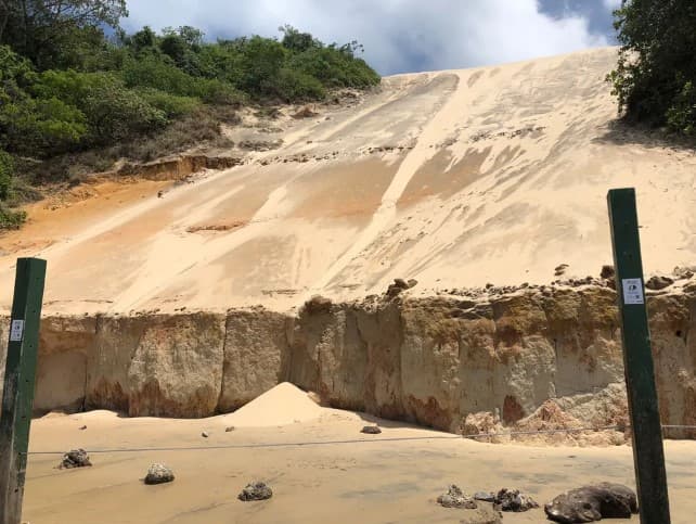 EROSÃO: Morro do Careca já perdeu mais de 2 metros de altura em 17 anos