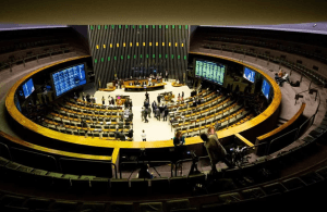 Minirreforma: Câmara aprova trecho que altera Lei da Ficha Limpa