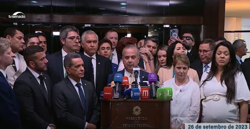 Oposição anuncia obstrução no Congresso em manifestação contra o STF