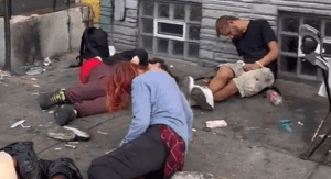‘Droga zumbi': Vídeo viraliza ao mostrar impacto em usuários dos EUA; assista