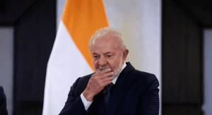 Lula cancela agenda que cumpriria em Pernambuco por causa de viagem a Cuba