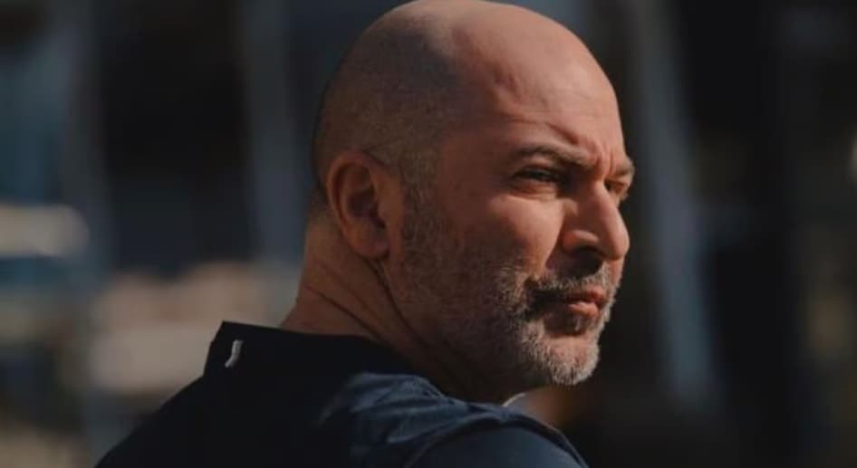 Ator de série da Netflix junta-se a voluntários no sul de Israel