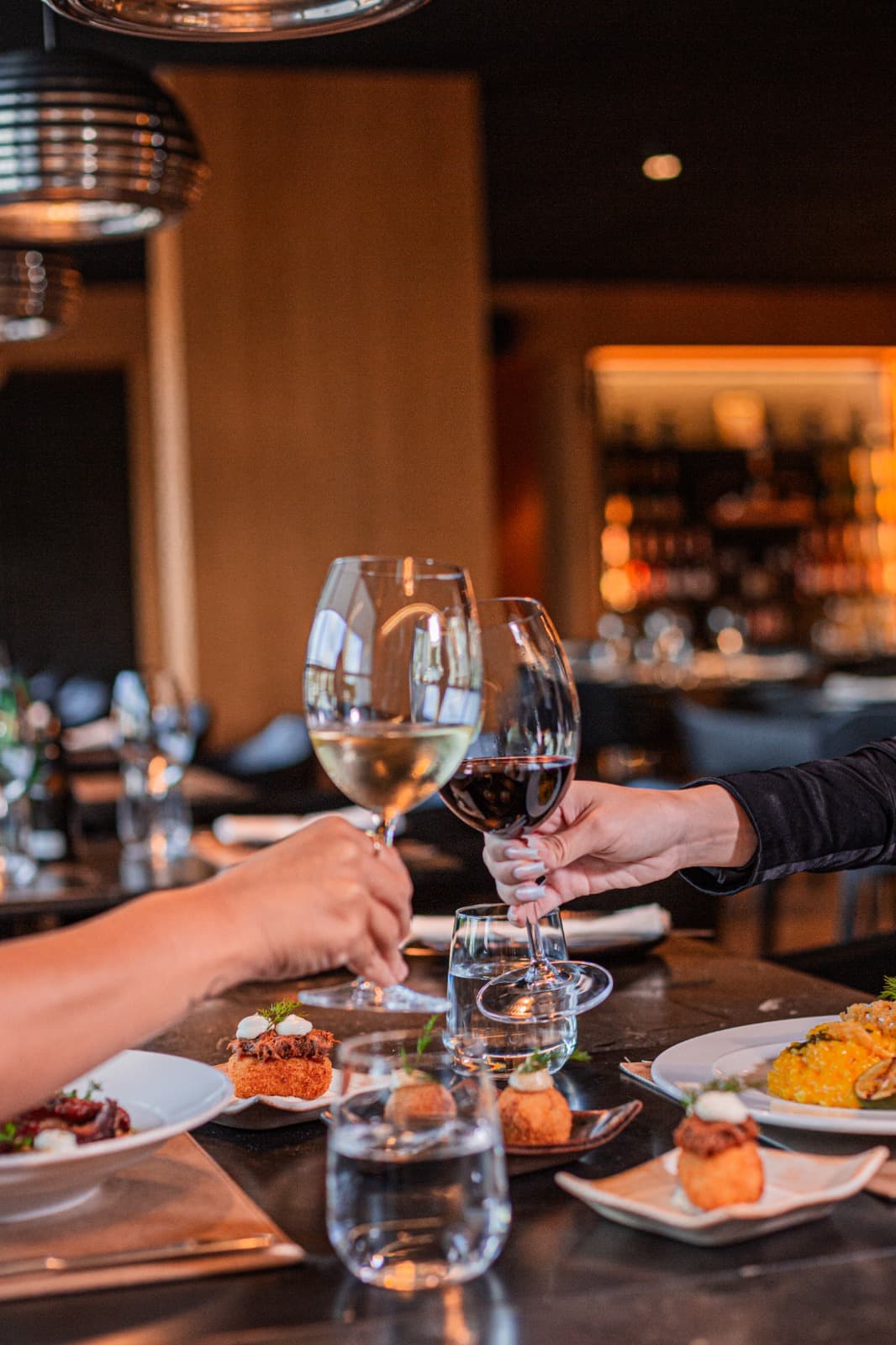 Marechal Steakhouse lança “Open Wine” com vinho a vontade por R$79,90