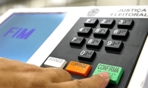 TSE abre códigos-fonte das urnas para as eleições de 2024 nesta quarta