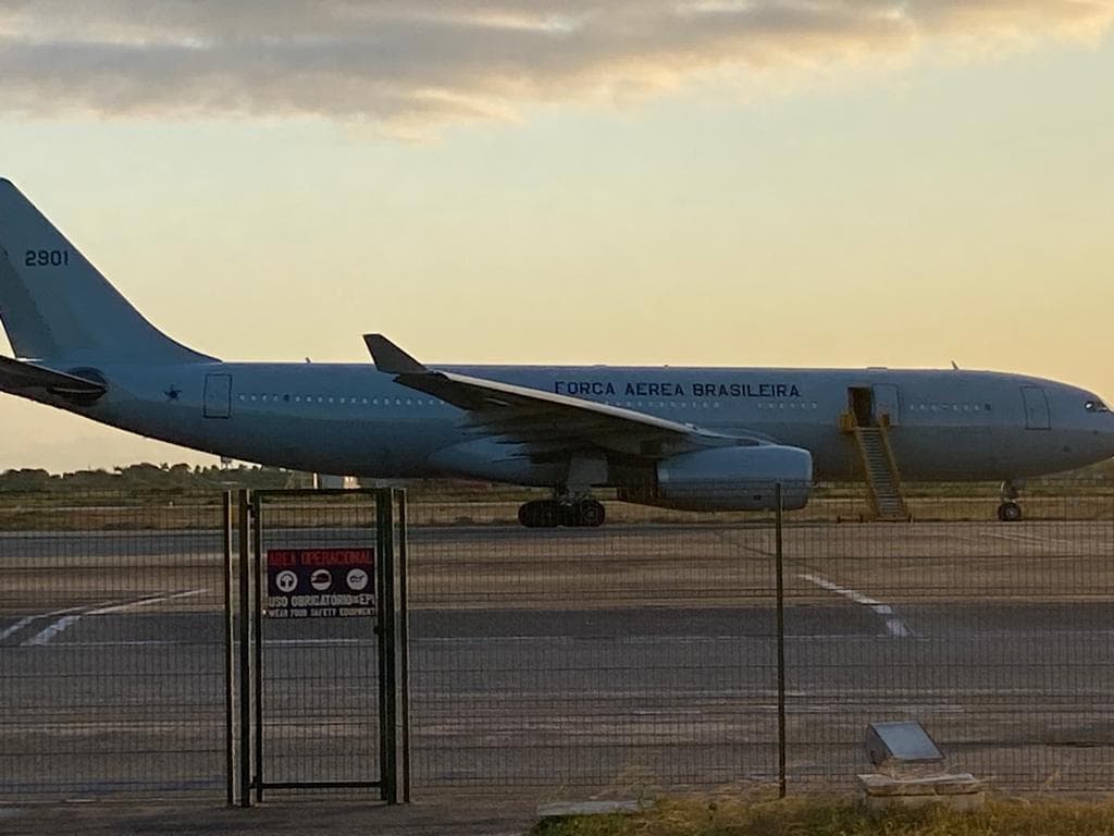 Avião decola da Base Aérea de Natal para resgate de brasileiros em Israel; aeronave fará parada em Roma