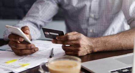 Número de brasileiros com compras parceladas chega a 71 milhões