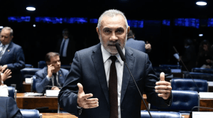 Ex-senador Telmário Mota é preso acusado de ter mandado matar mãe da própria filha