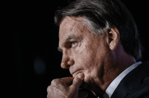 CPMI vota hoje relatório com pedidos de indiciamento de Bolsonaro e de mais 60 pessoas