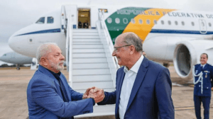 Em média, Alckmin fica na Presidência um em cada cinco dias de governo
