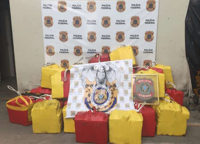 Polícia Federal cumpre mandados em Natal em operação de combate ao tráfico internacional de drogas