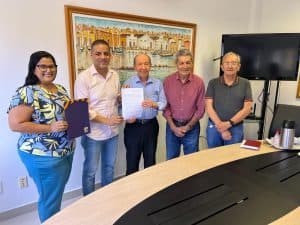 Câmara Municipal de Parnamirim e UNI-RN assinam Convênio para Capacitação de Servidores