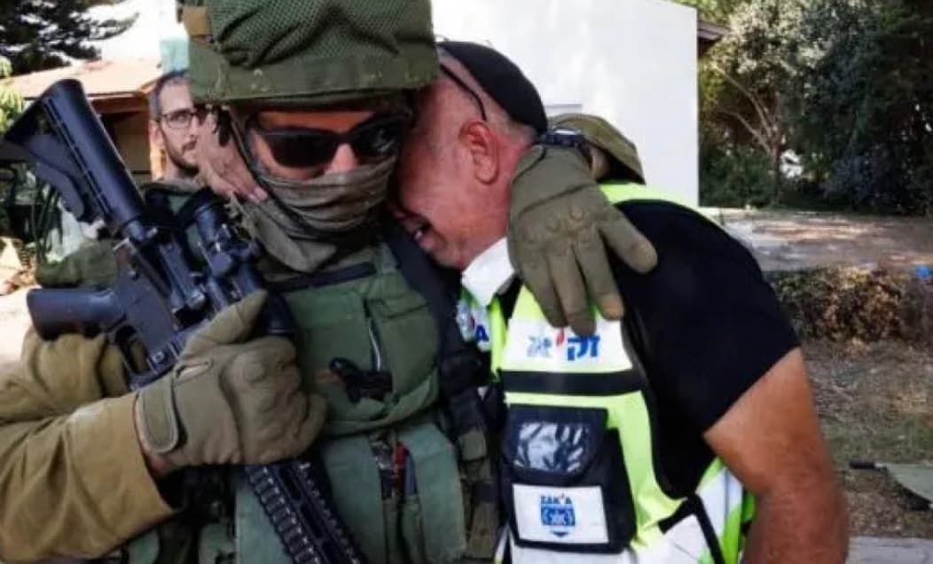 Voluntário israelense afirma que Hamas assou bebê até a morte