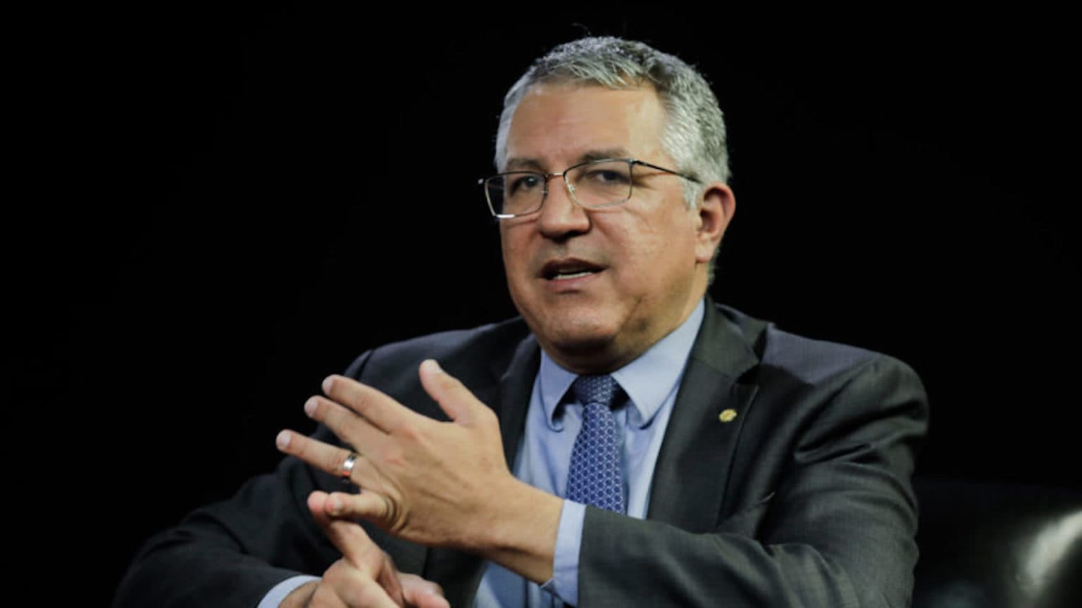 Padilha nega divergência na política econômica de Lula e Haddad