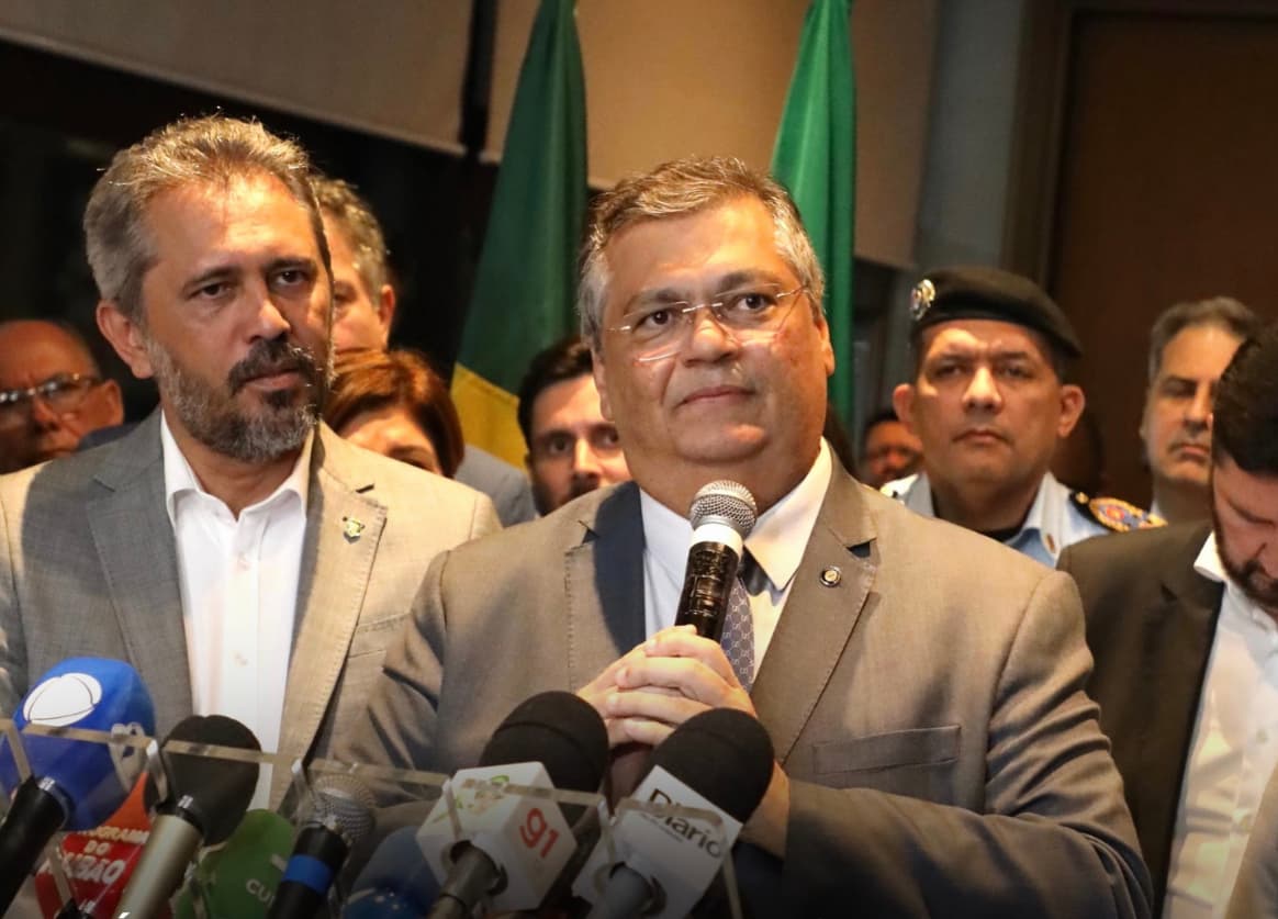 Ministro da Justiça diz que demissão de assessores que receberam "Dama do tráfico" lhe desmoraliza
