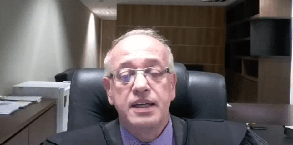 Desembargador que pediu fim da PM diz agora que ela deve ser "admirada" e continuar com “valoroso trabalho”