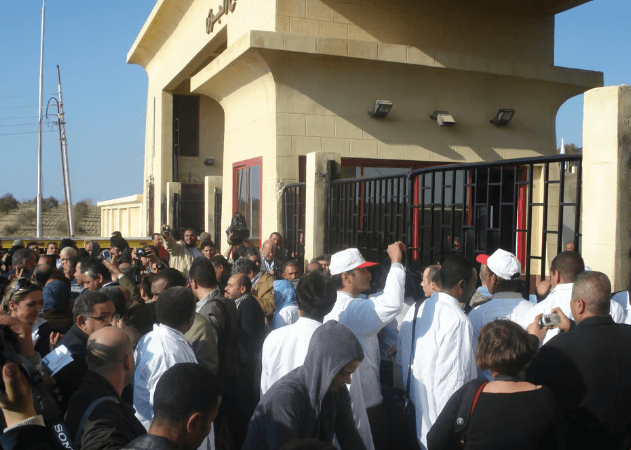 Hamas esconde terroristas em ambulâncias, e Egito fecha passagem