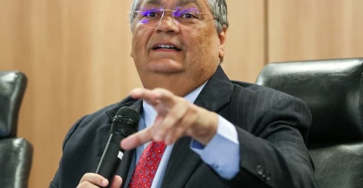 Sob comando de Dino, Ministério da Justiça recebe integrante do Comando Vermelho para reuniões