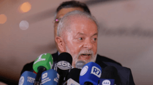 Israel também comete terrorismo ao matar crianças, diz Lula