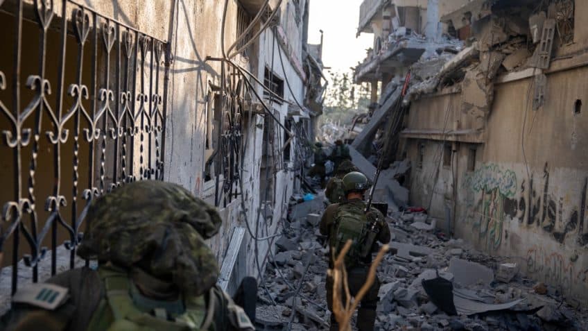 Tempo de ir para o sul de Gaza está se esgotando, diz Israel