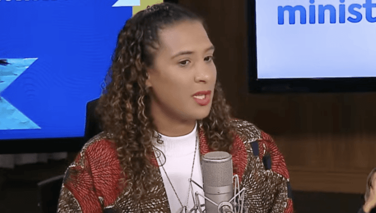 MAIS UMA NOVIDADE: Termo "buraco negro" é racista, diz ministra Anielle Franco