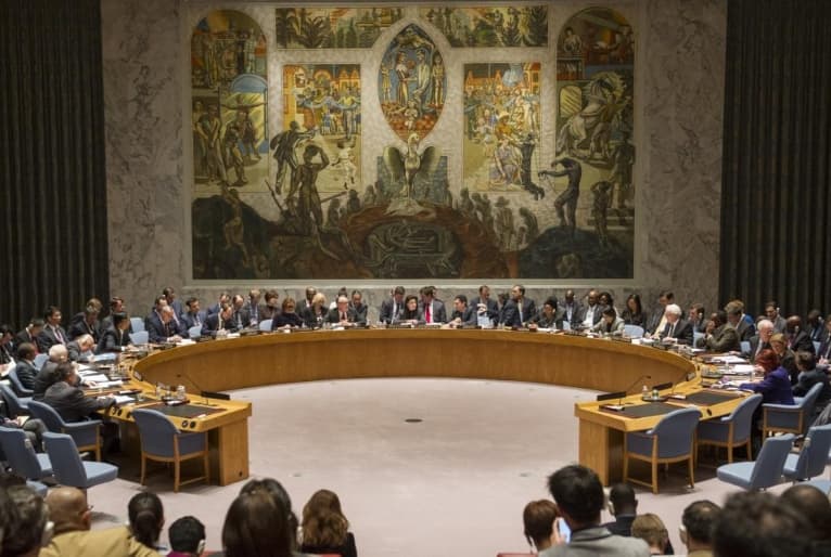 Conselho de Segurança da ONU aprova resolução que pede pausa humanitária da Faixa de Gaza