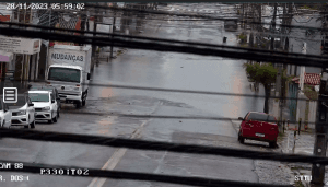 Chuva continua e Natal amanhece com alagamentos e semáforos apagados; confira pontos com problemas