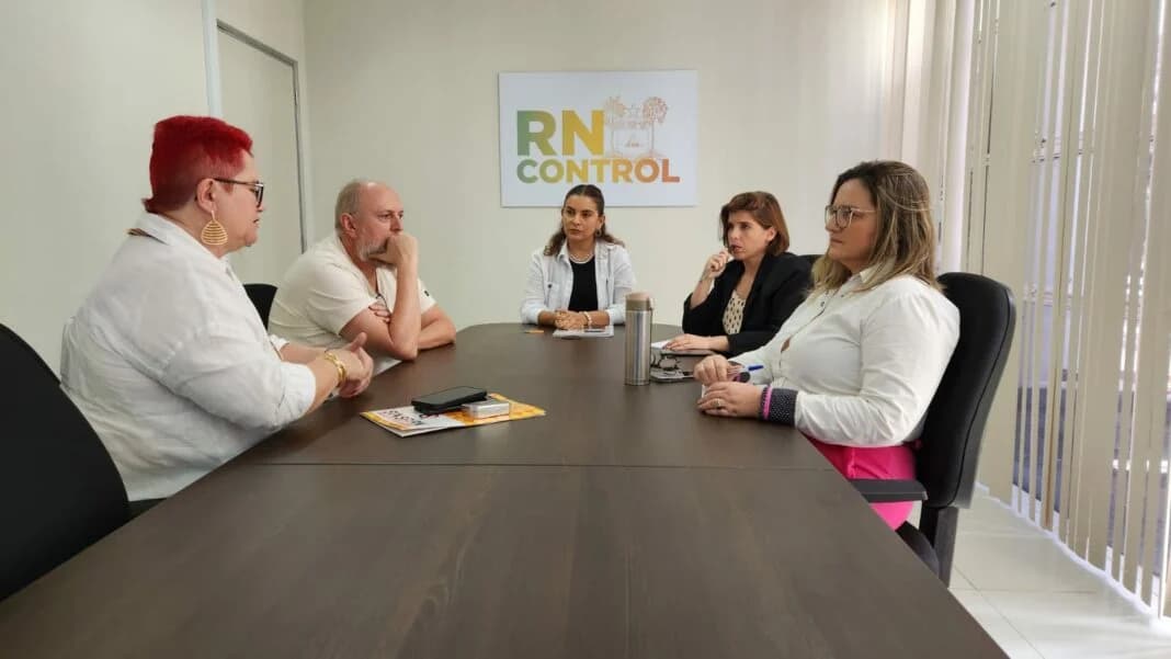 Sindicato denuncia desvio de função de professores e acusa RN de quadruplicar temporários